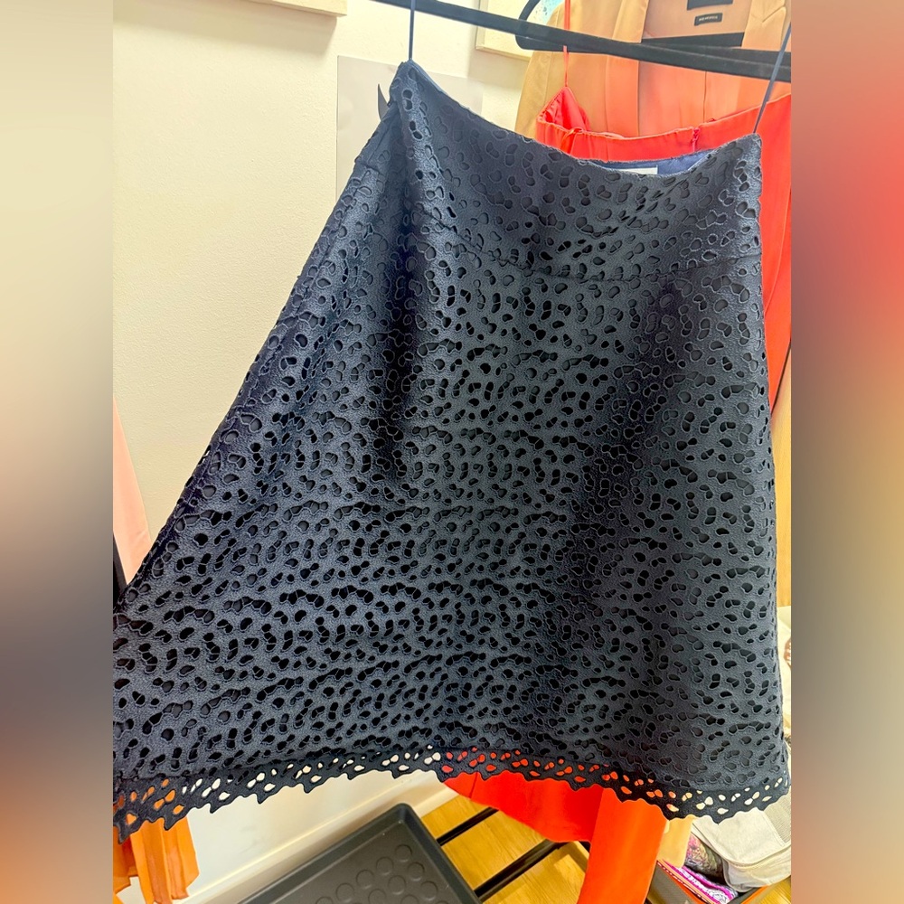 Reiss Navy Blue Laser-Cut Lace A-Line Midi Skirt Scalloped Hem Size US 6 / M